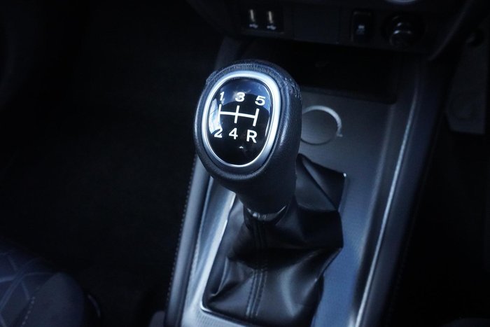 2020 Mitsubishi ASX ES