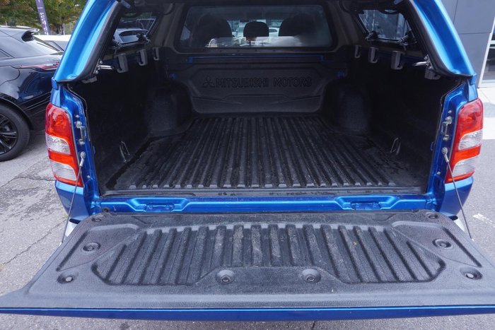 2015 Mitsubishi Triton GLS