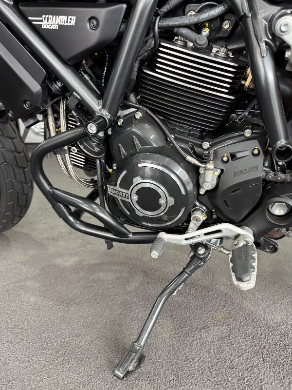 2024 DUCATI SCRAMBLER DARK PRO Black