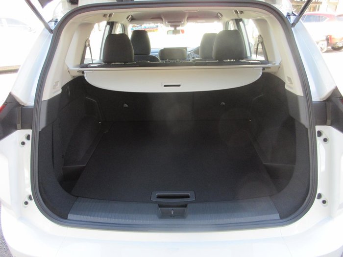 2026 Nissan X-TRAIL ST