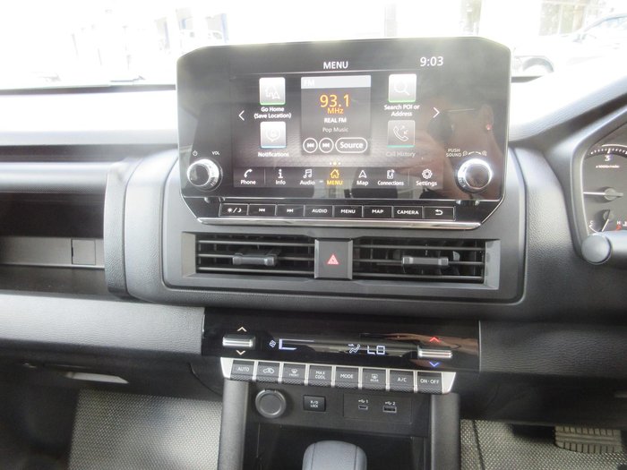 2026 Nissan Navara SL