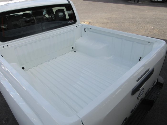 2026 Nissan Navara SL