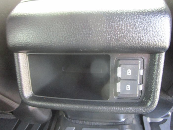 2022 Isuzu MU-X LS-T