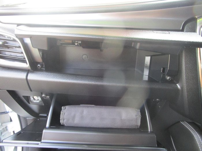 2022 Isuzu MU-X LS-T