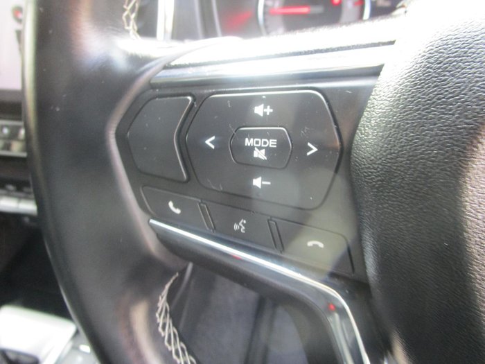 2022 Isuzu MU-X LS-T