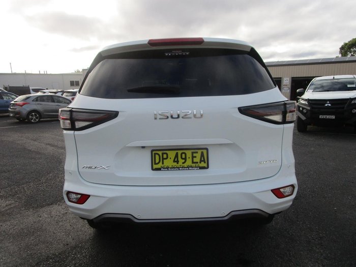 2022 Isuzu MU-X LS-T