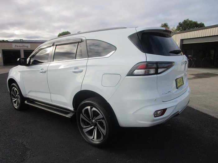 2022 Isuzu MU-X LS-T