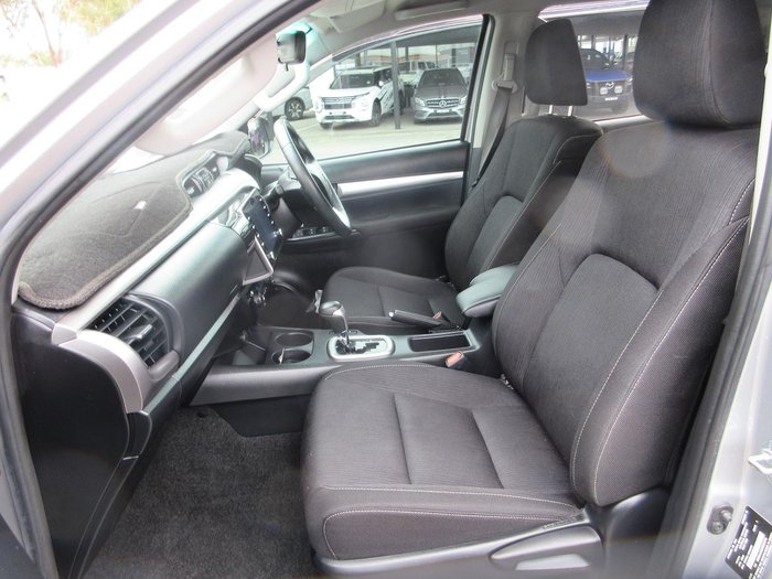 2021 Toyota Hilux SR5