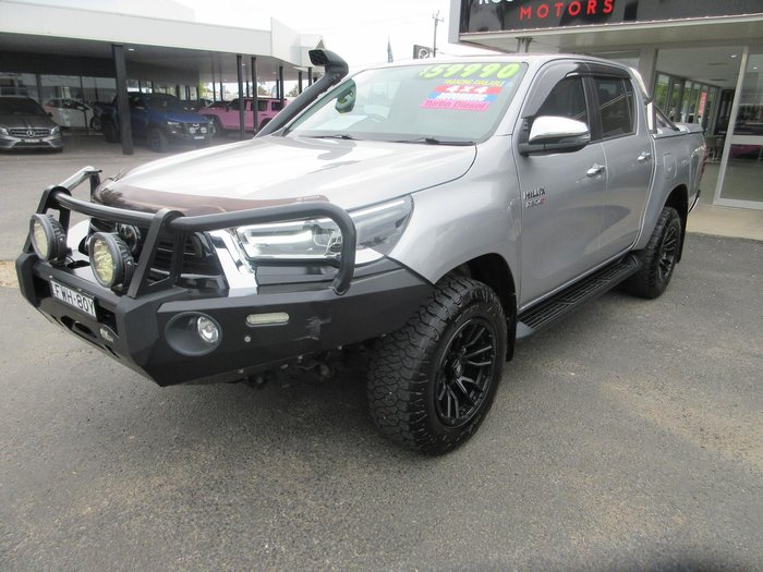 2021 Toyota Hilux SR5