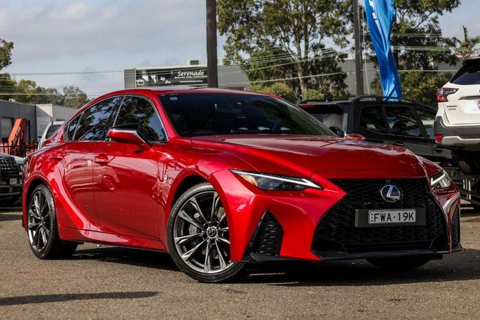 2021 Lexus IS