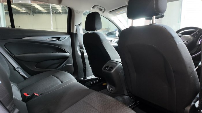 2018 Holden Commodore LT ZB MY18 Summit White