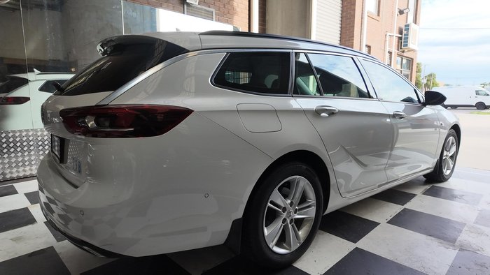 2018 Holden Commodore LT