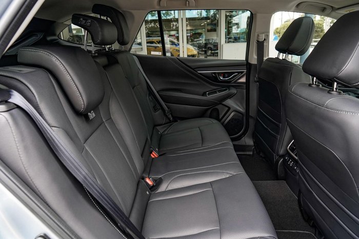 2025 Subaru Outback AWD Touring XT