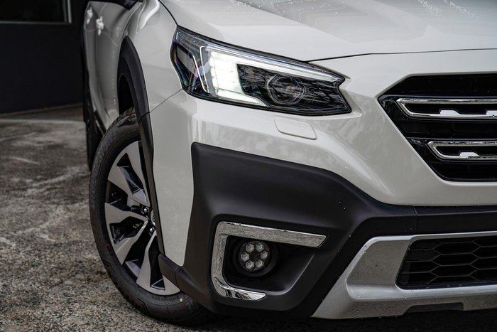 2025 Subaru Outback AWD Touring XT