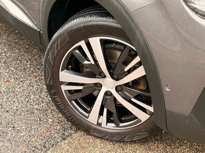 2018 Peugeot 5008 Allure