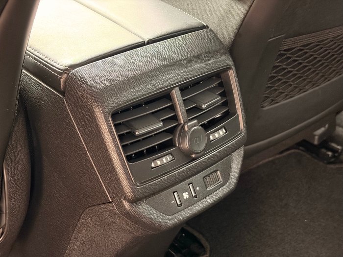 2018 Peugeot 5008 Allure