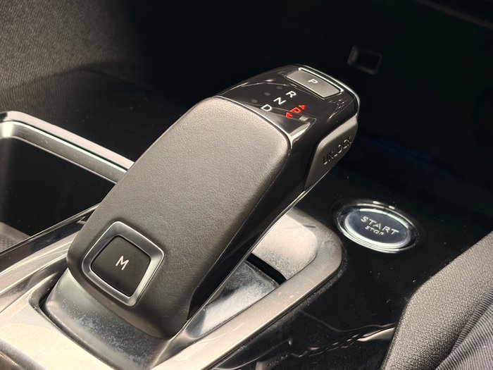 2018 Peugeot 5008 Allure