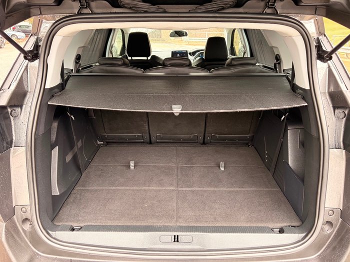 2018 Peugeot 5008 Allure