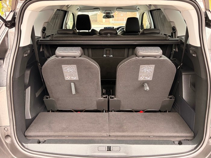 2018 Peugeot 5008 Allure