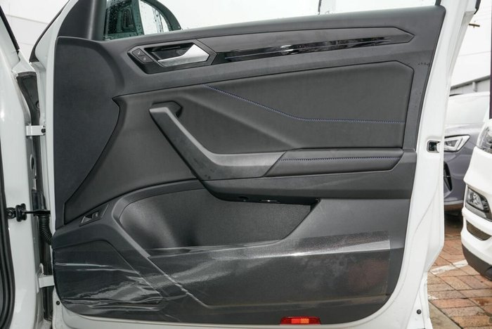 2025 Volkswagen T-Roc R