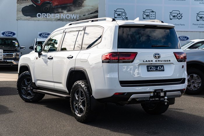 2023 Toyota Landcruiser GR Sport