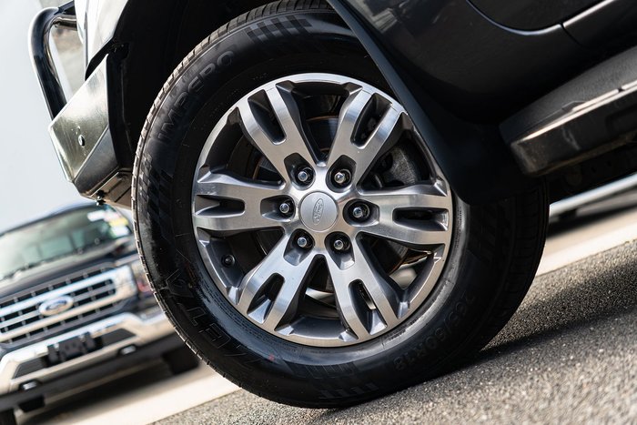 2017 Ford Everest Trend