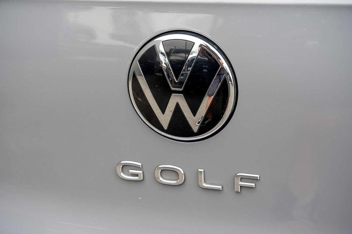 2022 Volkswagen Golf 110TSI R-Line