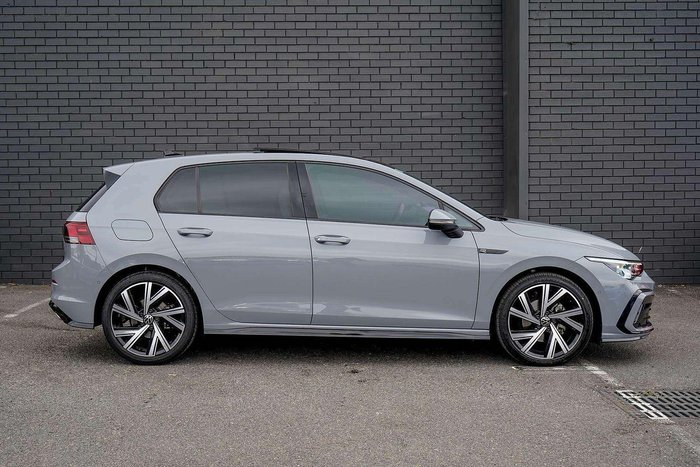 2022 Volkswagen Golf 110TSI R-Line