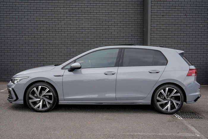 2022 Volkswagen Golf 110TSI R-Line