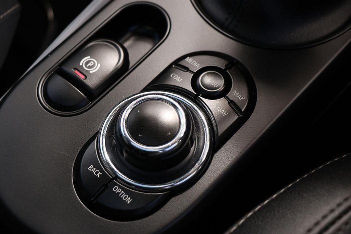 2023 MINI Hatch Cooper Classic