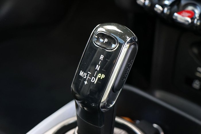 2023 MINI Hatch Cooper Classic