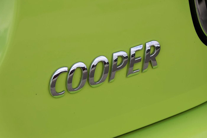 2023 MINI Hatch Cooper Classic