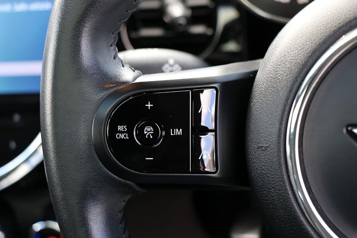 2023 MINI Hatch Cooper Classic