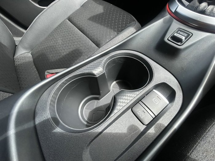 2024 Nissan JUKE ST-L