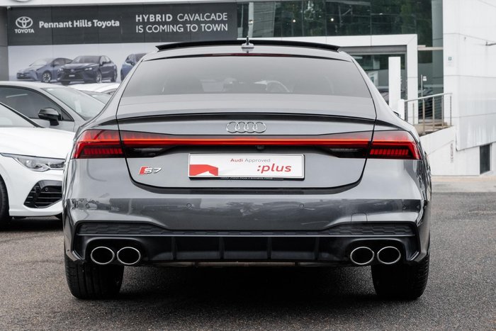 2022 Audi S7