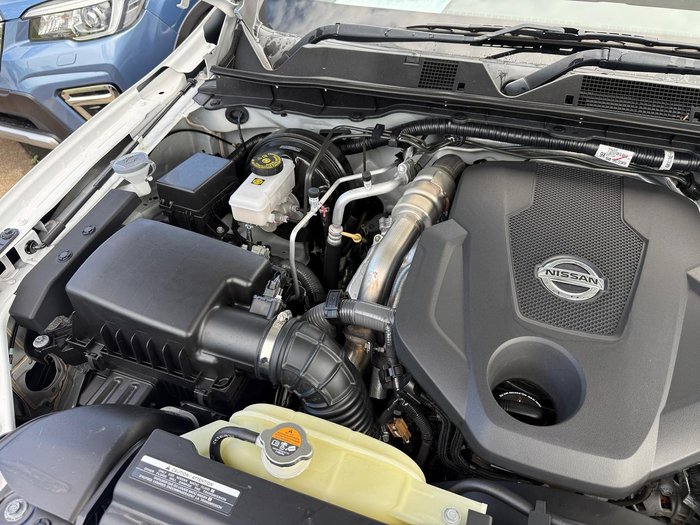 2021 Nissan Navara SL