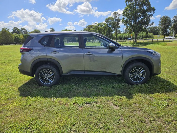 2026 Nissan X-TRAIL ST
