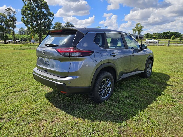 2026 Nissan X-TRAIL ST