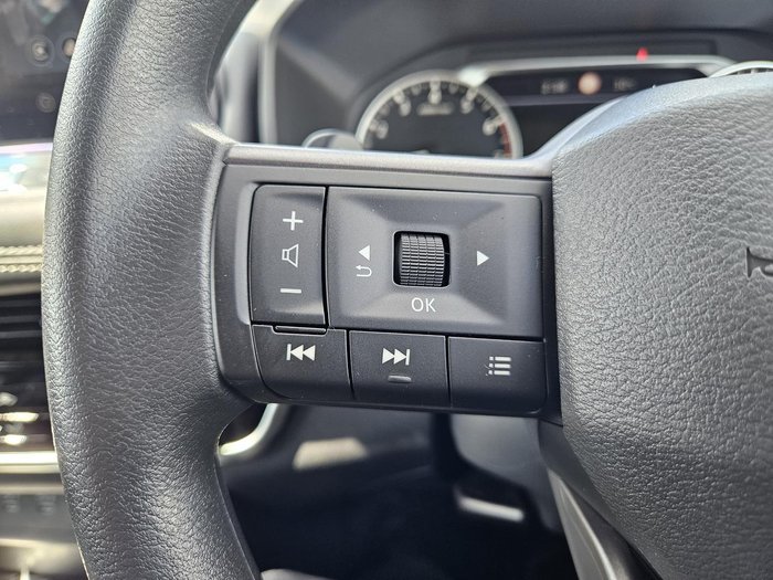 2026 Nissan X-TRAIL ST