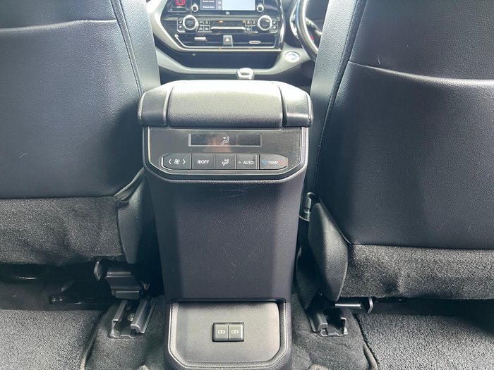 2022 Toyota Kluger Grande