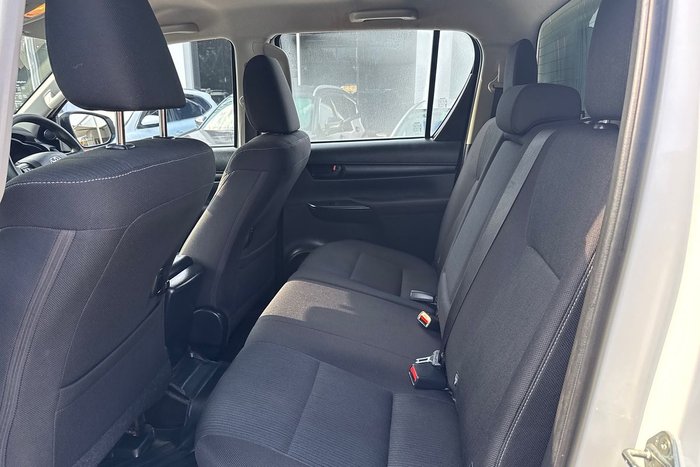 2025 Toyota Hilux SR GUN126R 4X4 Dual Range Glacier White