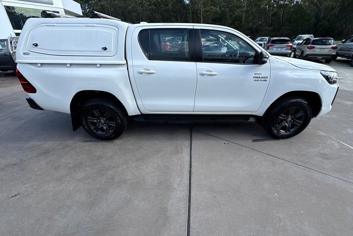 2025 Toyota Hilux SR GUN126R 4X4 Dual Range Glacier White