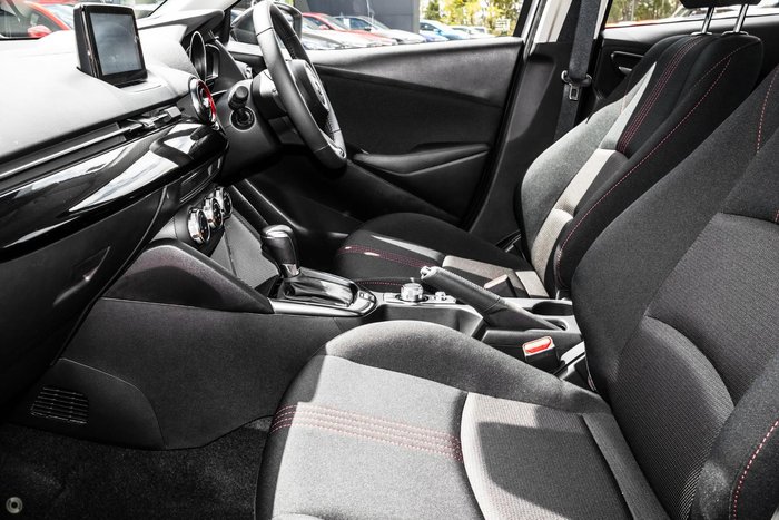 2025 Mazda 2 G15 Evolve