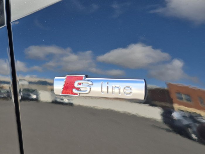 2022 Audi Q2 40 TFSI S line