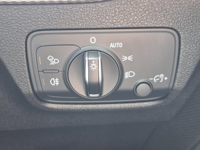 2022 Audi Q2 40 TFSI S line