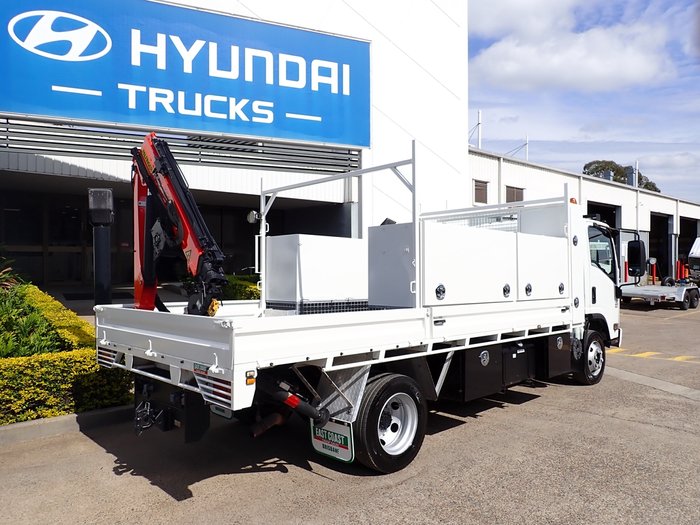 2014 ISUZU NPR 400