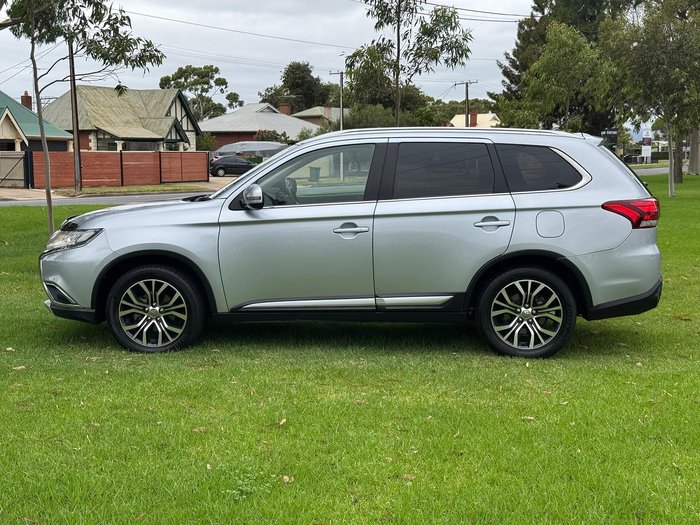 2015 Mitsubishi Outlander LS