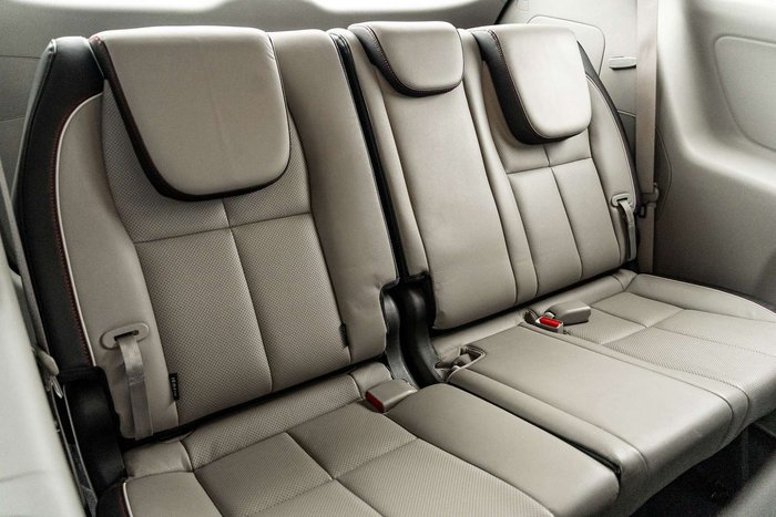 2019 Kia Carnival SLi