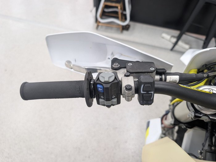 2024 HUSQVARNA FE501 White