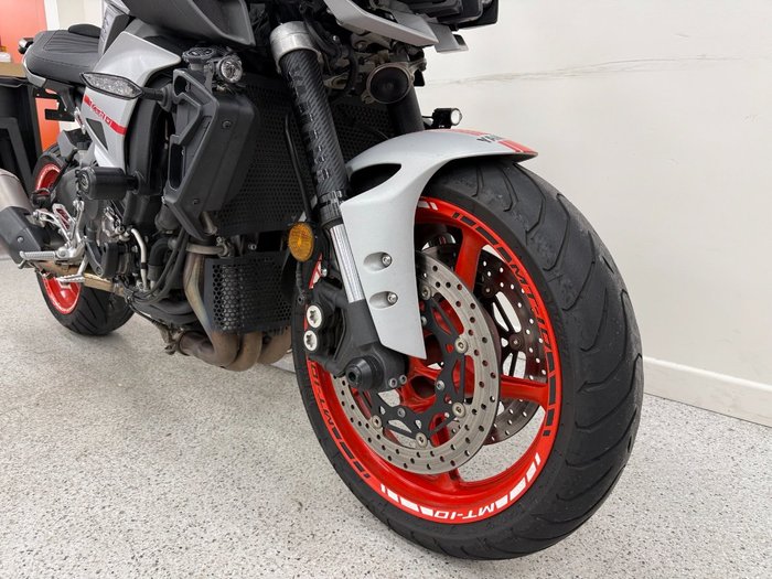 2021 YAMAHA MT-10A grey